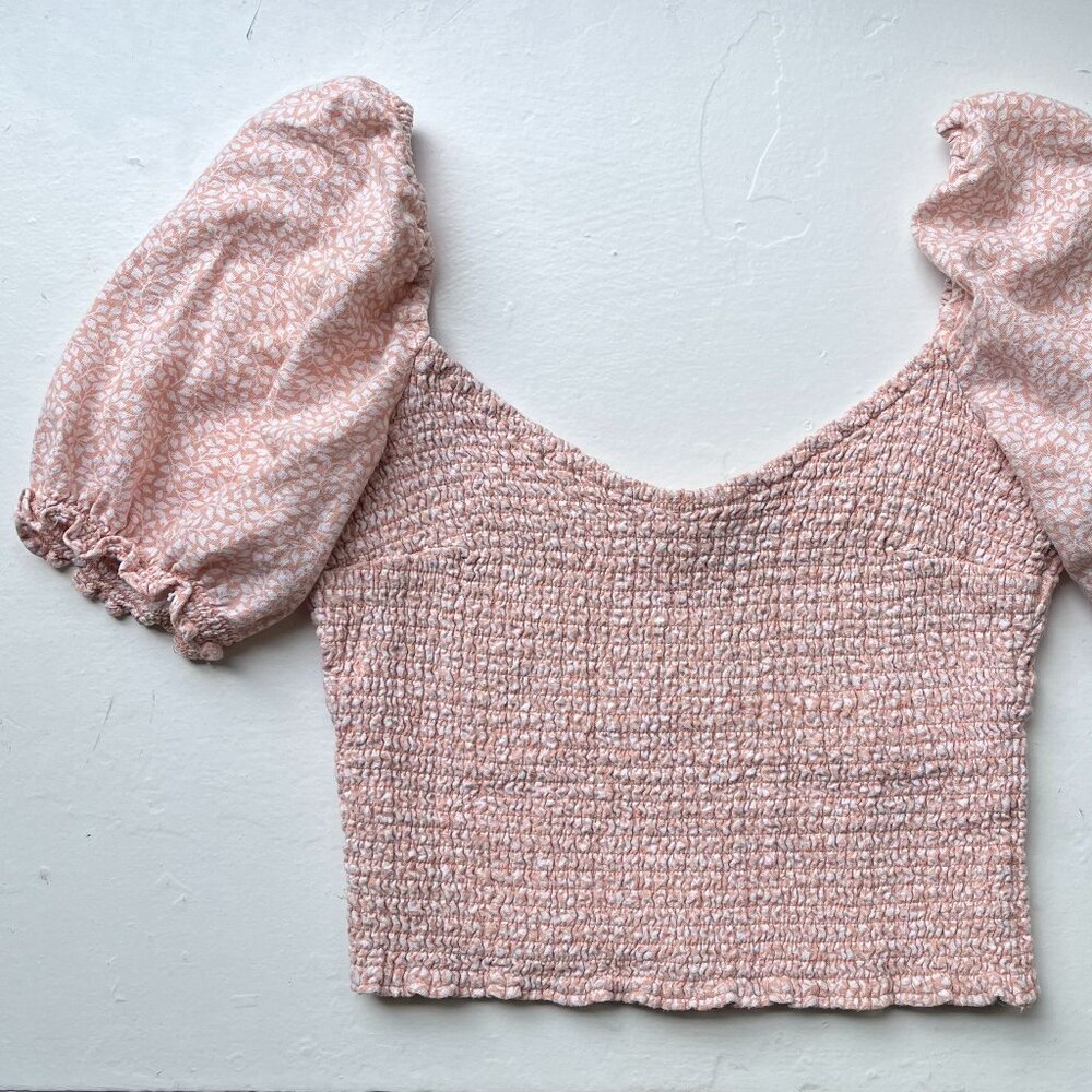 Abercrombie & Fitch Smocked Puff Sleeve Linen top